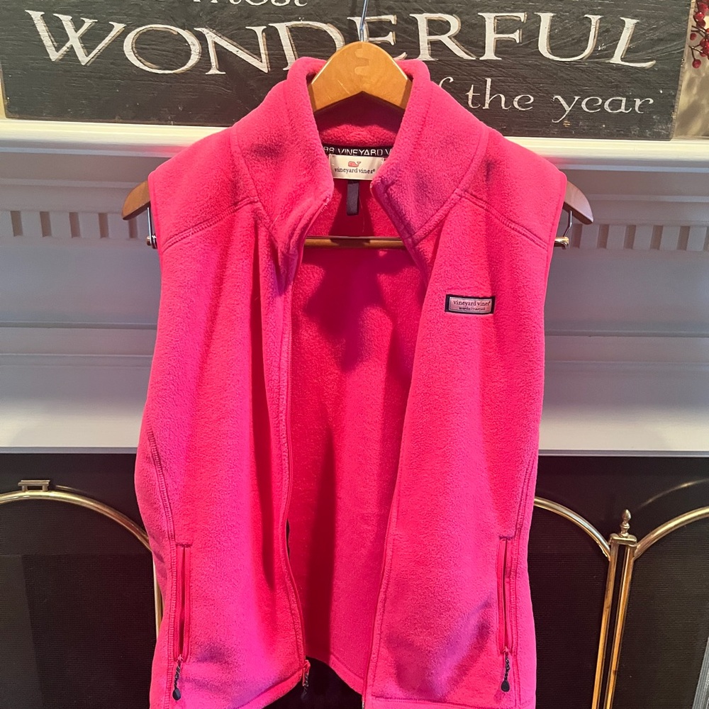 PINK VINEYARD VINES VEST